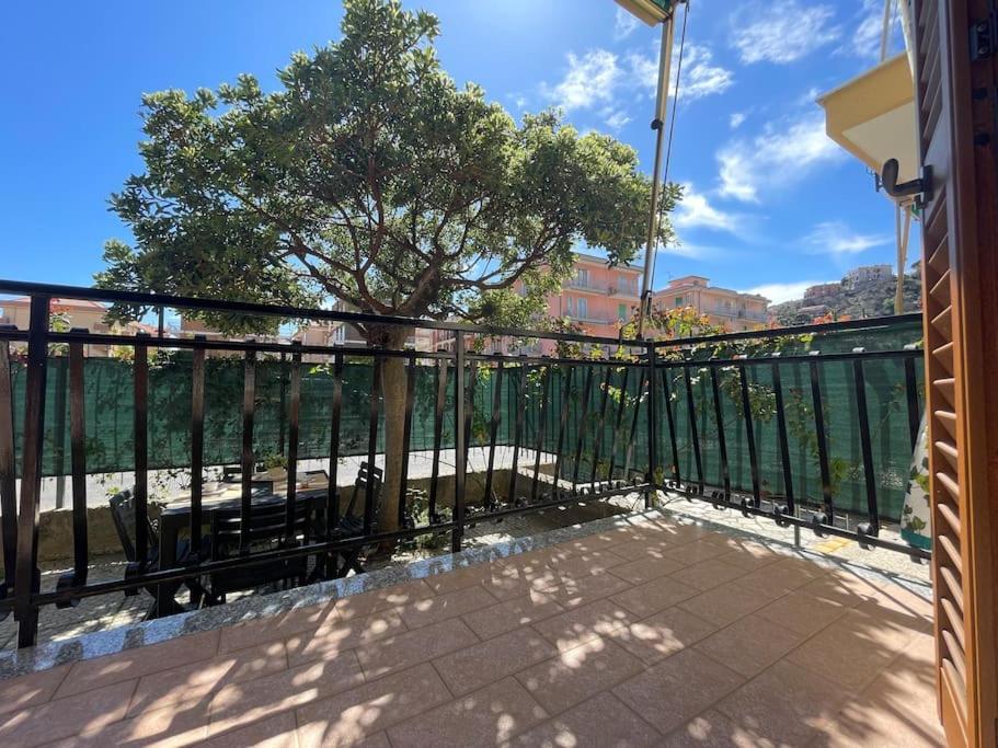 Ferienwohnung Free Parking Casa Con Giardino - Centro Mare A 5 Minuti Pietra Ligure Exterior foto
