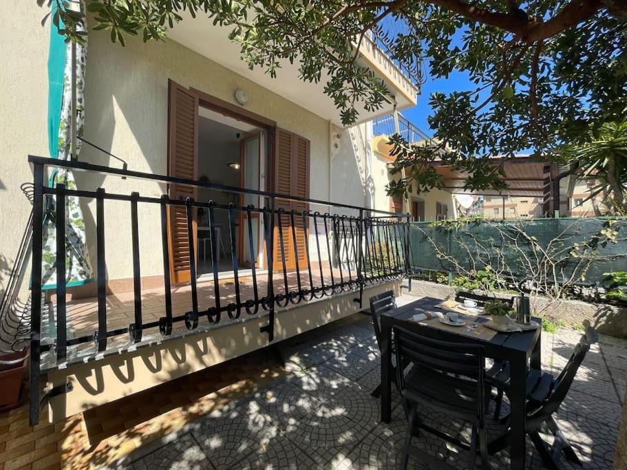 Ferienwohnung Free Parking Casa Con Giardino - Centro Mare A 5 Minuti Pietra Ligure Exterior foto