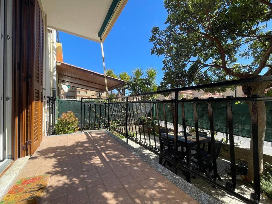 Ferienwohnung Free Parking Casa Con Giardino - Centro Mare A 5 Minuti Pietra Ligure Exterior foto