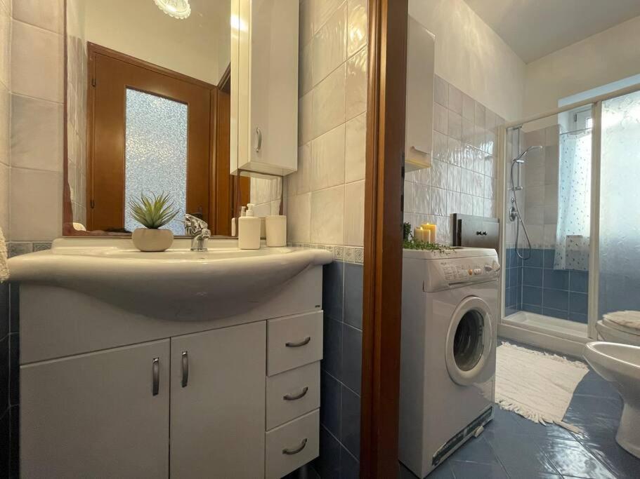 Ferienwohnung Free Parking Casa Con Giardino - Centro Mare A 5 Minuti Pietra Ligure Exterior foto