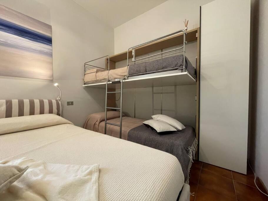 Ferienwohnung Free Parking Casa Con Giardino - Centro Mare A 5 Minuti Pietra Ligure Exterior foto