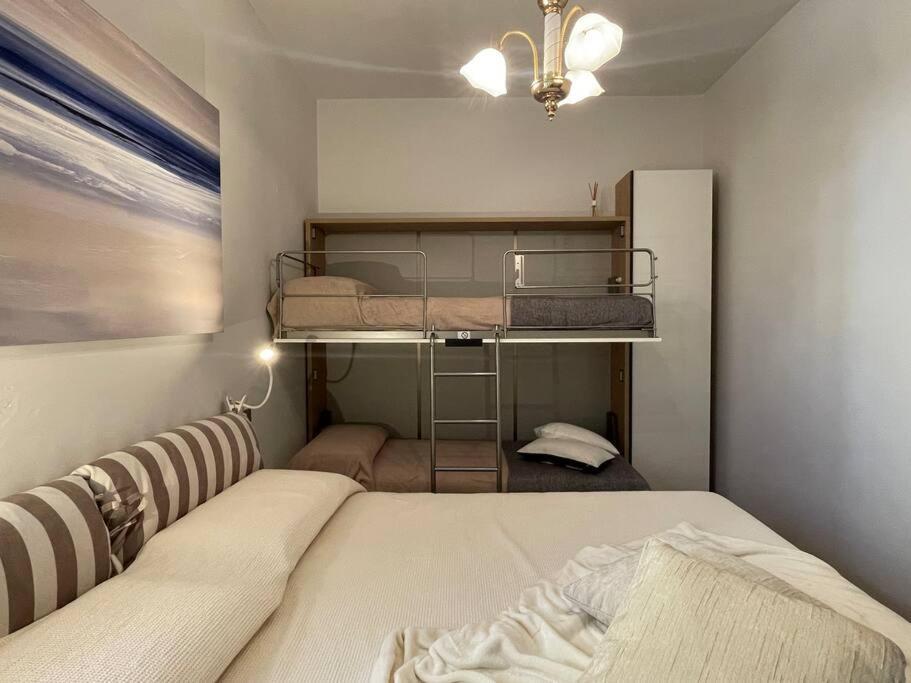 Ferienwohnung Free Parking Casa Con Giardino - Centro Mare A 5 Minuti Pietra Ligure Exterior foto